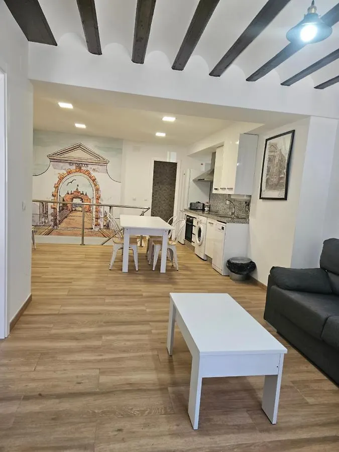 Apartamentos Plaza Santo Domingo Кадис