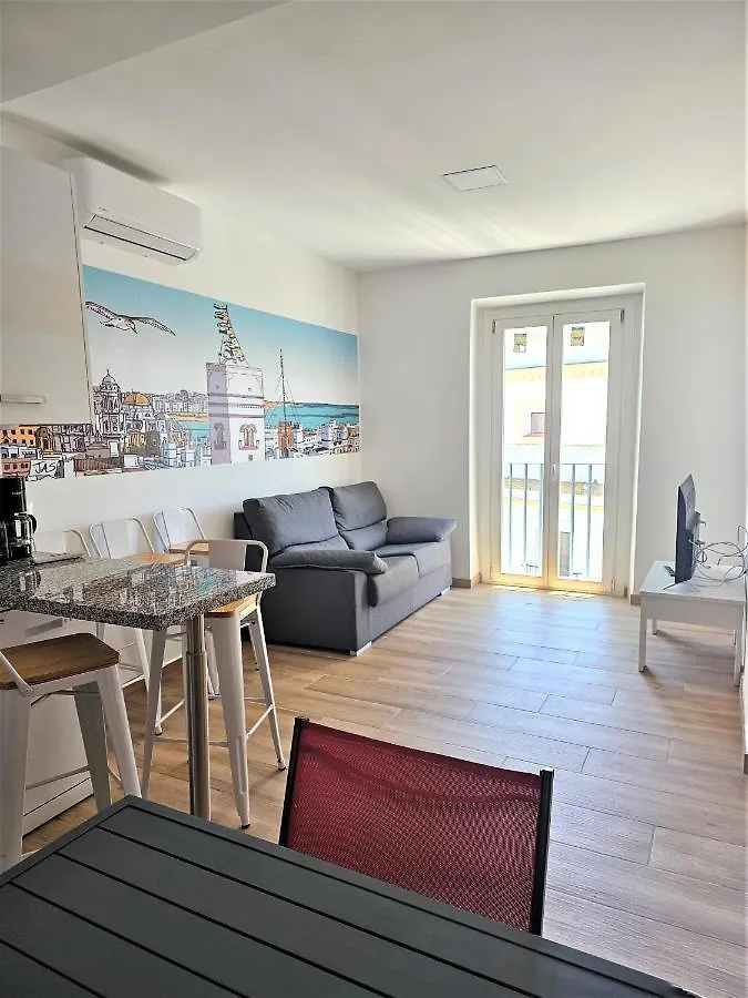 Апартаменты Apartamentos Plaza Santo Domingo Кадис