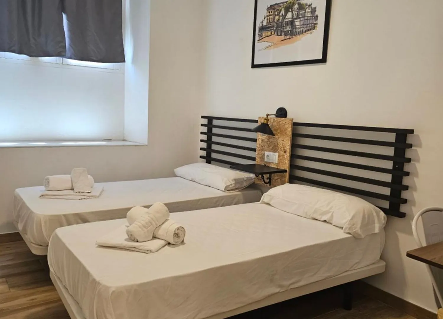 Apartamentos Plaza Santo Domingo Кадис